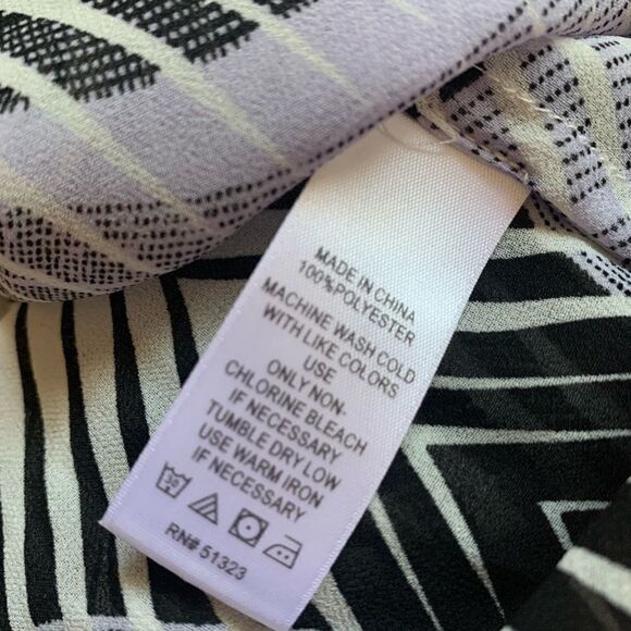 𝅺1. State Anthropologie Sheer Tank Top Blouse - Picture 6 of 7